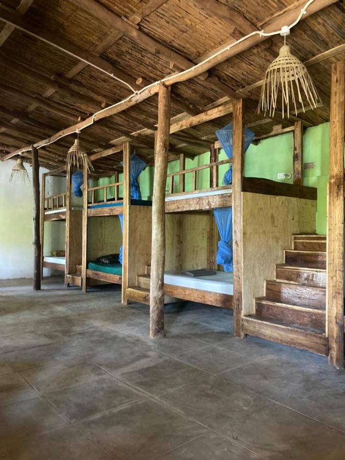 Soul Rebel Lodge & Backpackers Nkhata Bay Экстерьер фото