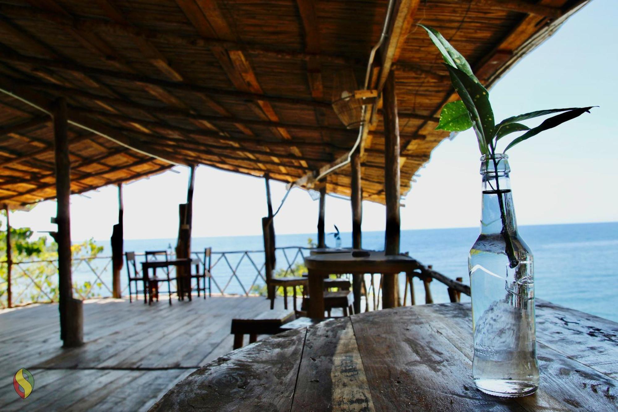 Soul Rebel Lodge & Backpackers Nkhata Bay Экстерьер фото